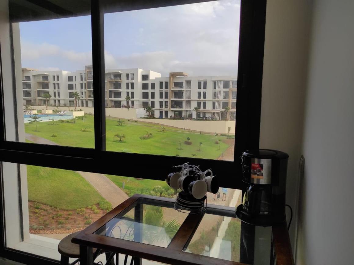 Bel Appartement A Plage Des Nation Salé Exteriör bild