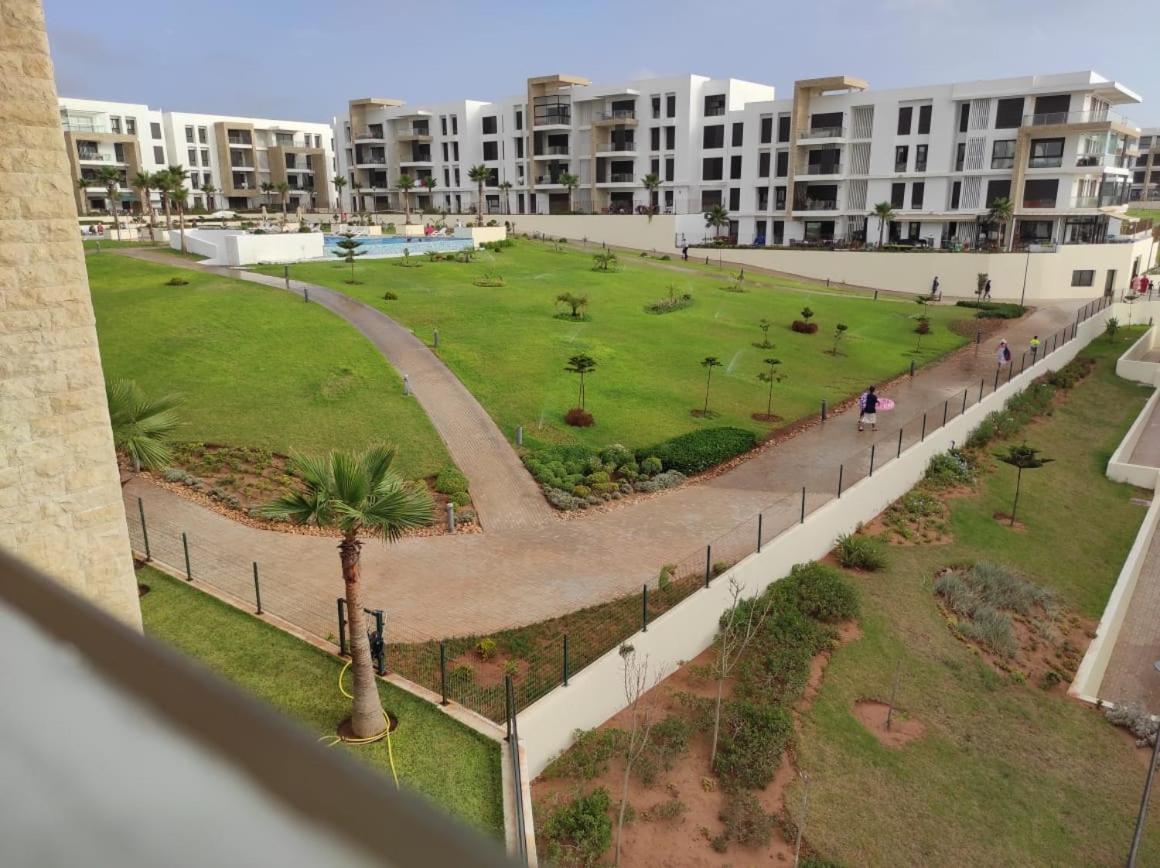 Bel Appartement A Plage Des Nation Salé Exteriör bild