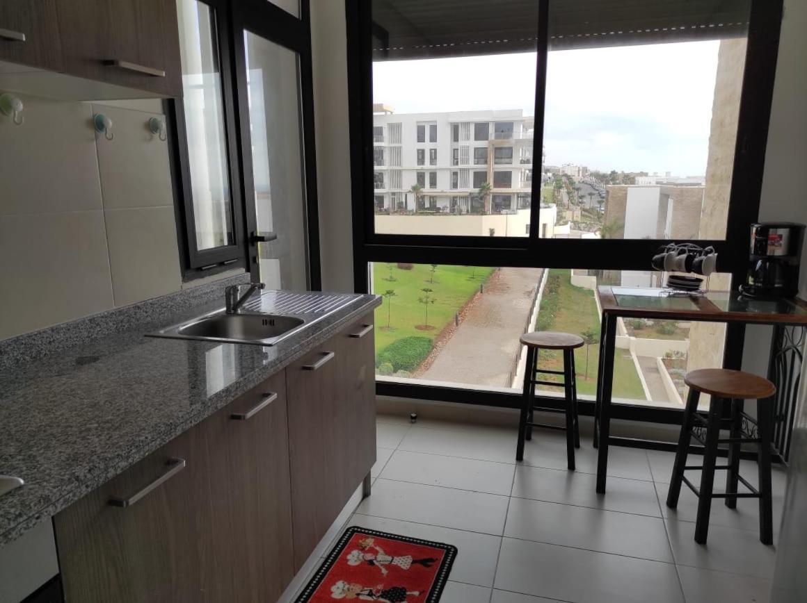 Bel Appartement A Plage Des Nation Salé Exteriör bild